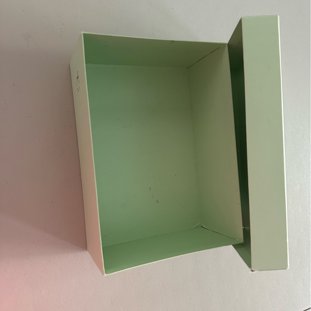 Off-White Empty Shoe Box - image 2